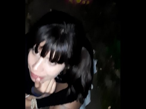 ❤️ Pe stradă penisul umflat în schimbul unor bomboane ❤️❌ at us